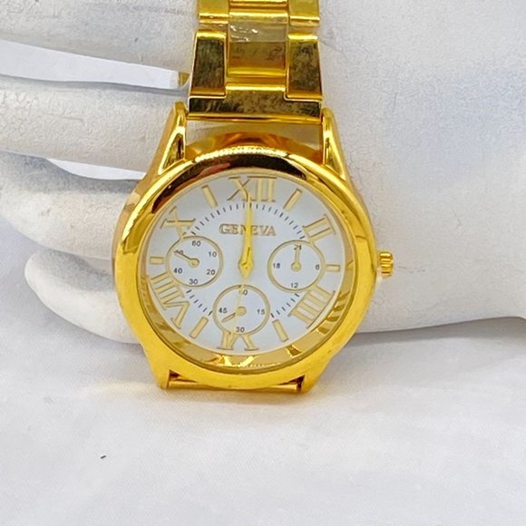 Watch Geneva Gold Toned - Picture 6 of 7
